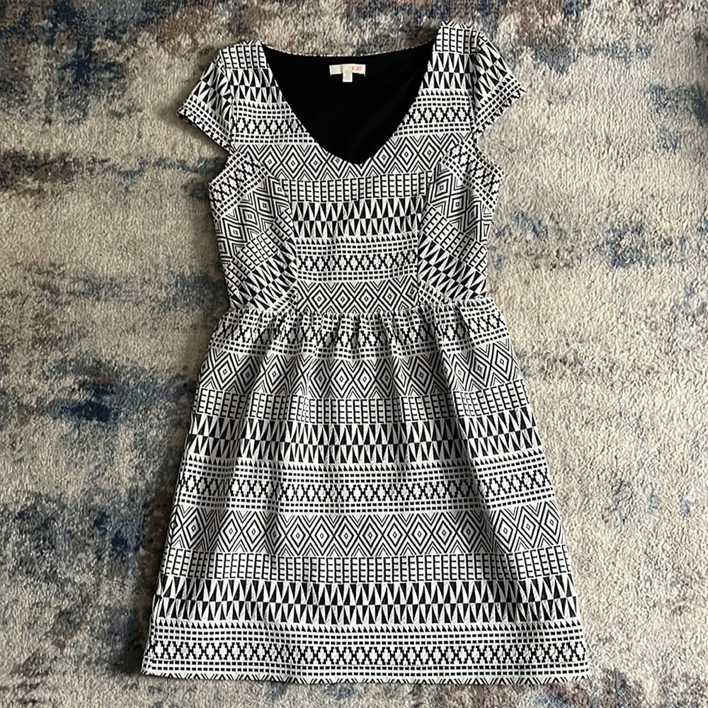 Patterned Women’s Dress for Work/Church/Formal Event, Size M